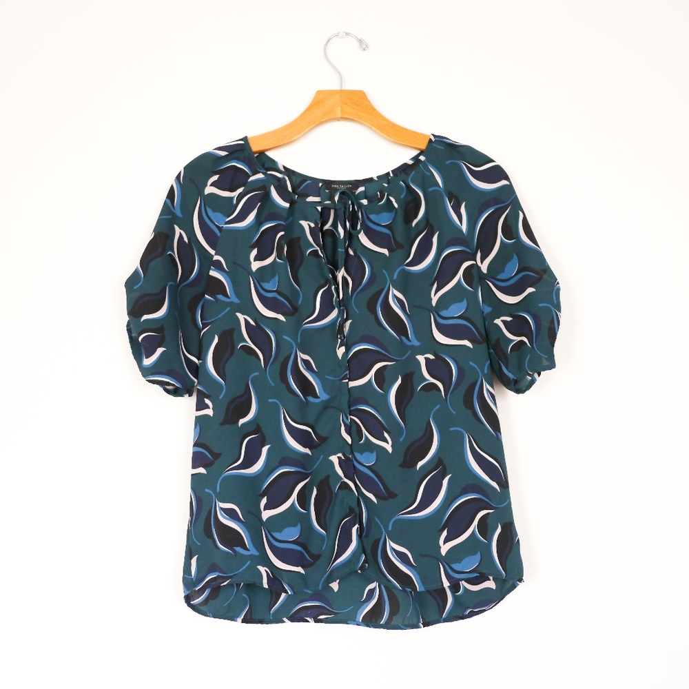 Ann Taylor Green Floral Print Tie Front Blouse - S